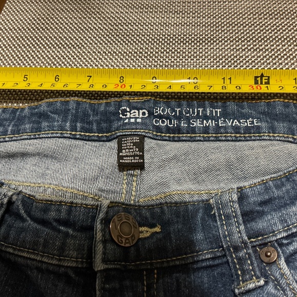 Gap Jeans - Picture 4 of 6